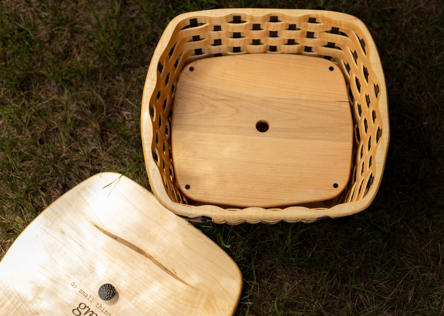 Double Pie Carrier Basket